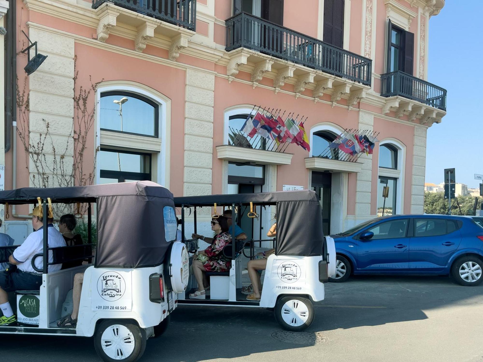 Tursport Lejlighedshotel Taranto Eksteriør billede